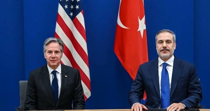 Turki dan Amerika Sepakat Cari Solusi Hentikan Kekerasan di Suriah