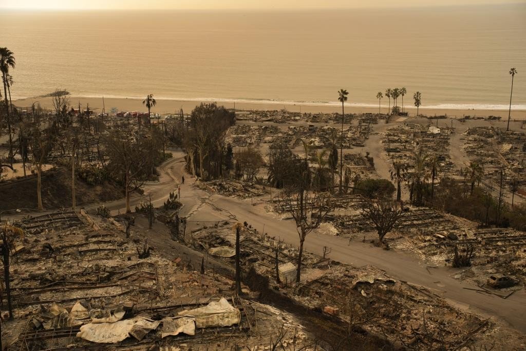Kebakaran Los Angeles, Jumlah Korban Tewas Bertambah Mencapai 16 Orang