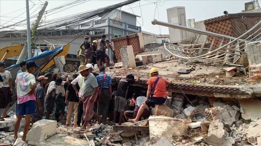 Paus Fransiskus Berdoa untuk Myanmar dan Thailand